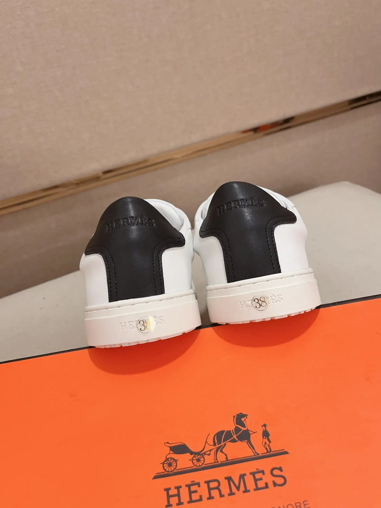 Men's clothing and shoes💰: 400💰《HERMES》【Classic Original Version】Hermès; Top 🔝 Purchasing Agency 🔍🔍Latest 🇺🇸Sold simultaneously at counters, original imported from Italy ▲▲Cow leather▲ ▲Exquisite workmanship (Italian 🇮🇹imported water-dyed 🐂cowhide lining) sole: original sole provided by the original factory, ⚠️exclusive double-layer activity·TPR·rubber·combined molded outsole; Code number: 36-44 (45/46 can be customized, non-refundable)